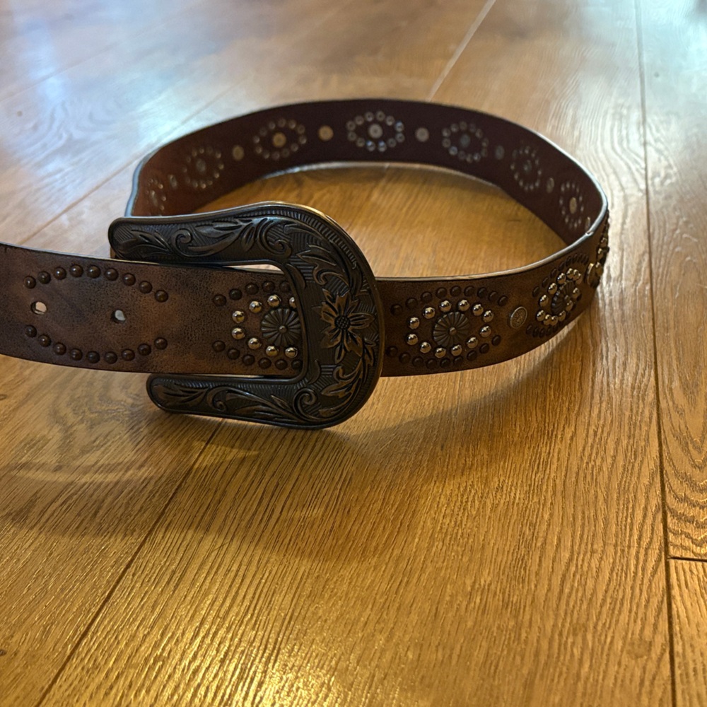 Women’s Nocona Brown Embossed Belt